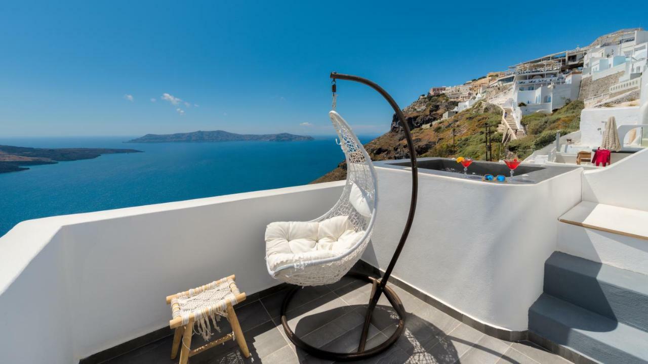 Katris Apartments Fira  Exterior photo